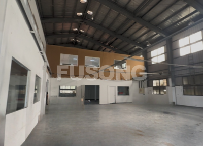 五股挑高腹地透天廠房