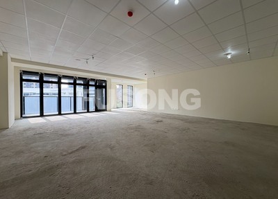 新莊區商辦大樓